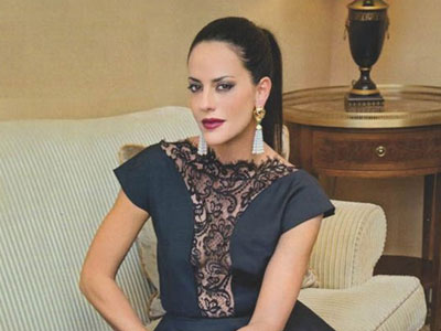 Εύη Αδάμ: «Θέλω να κάνω εννιά γάμους!» Εύη Αδάμ: «Θέλω να κάνω εννιά γάμους!»